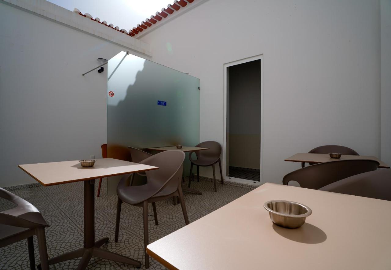 Alameda Guesthouse By Boutique Taipas Garagem Para Motos Portimao Luaran gambar